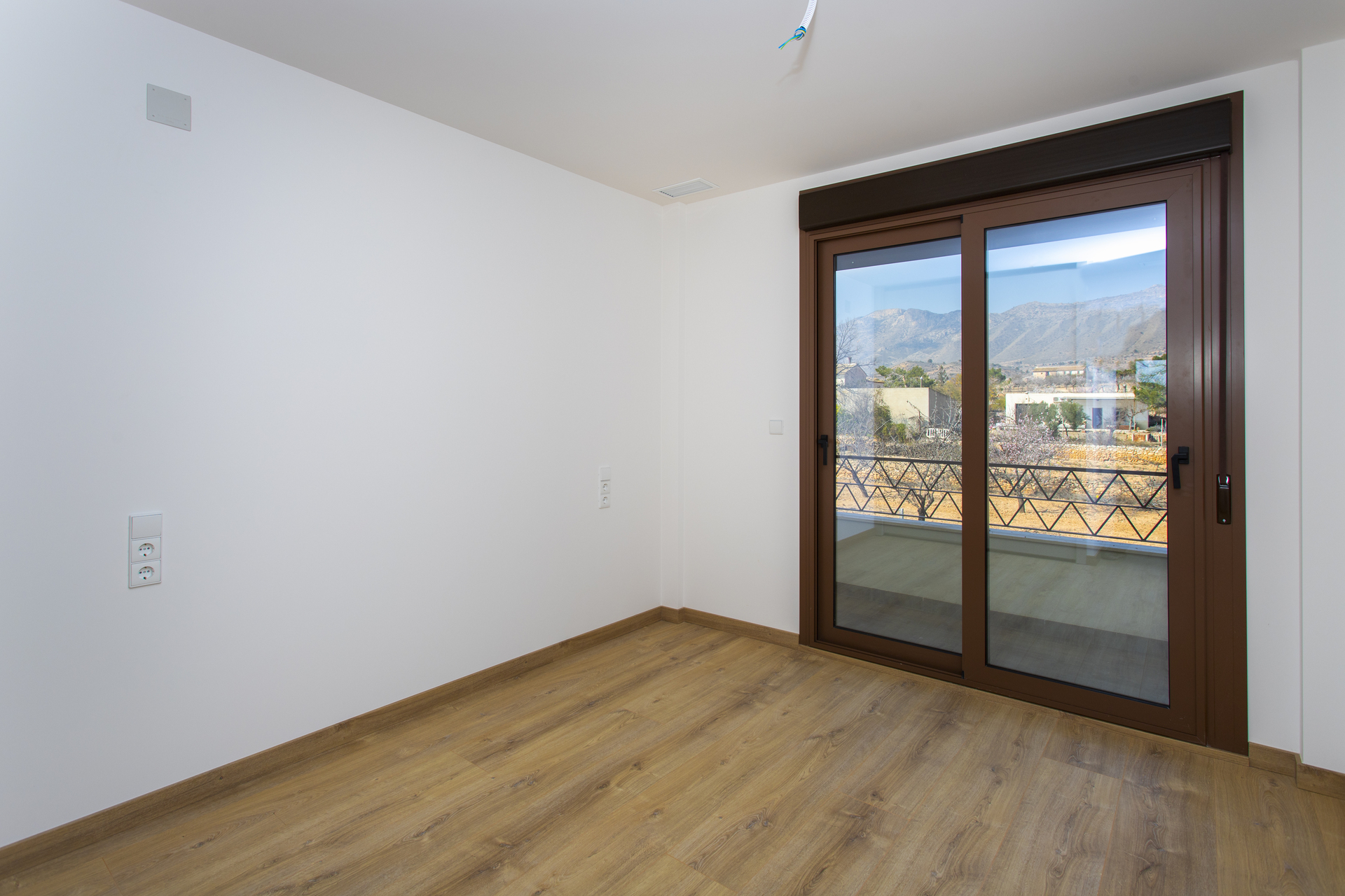 3-bedroom Bungalow In Hondón De Las Nieves, Spain (120 M²)