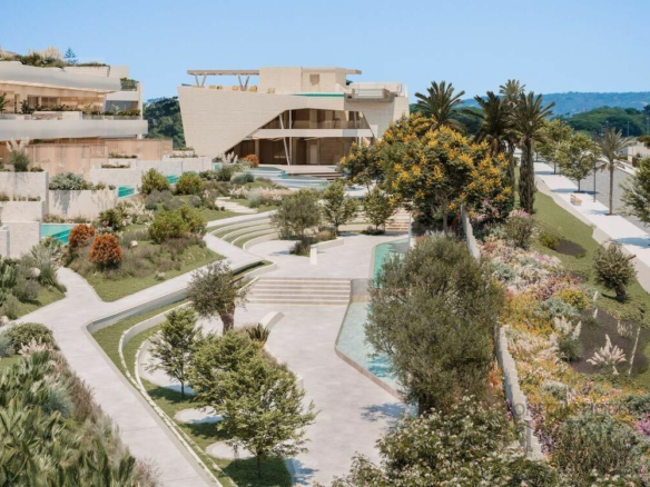 3-bedroom Ground Floor In Marbella, Spain (492 M²)