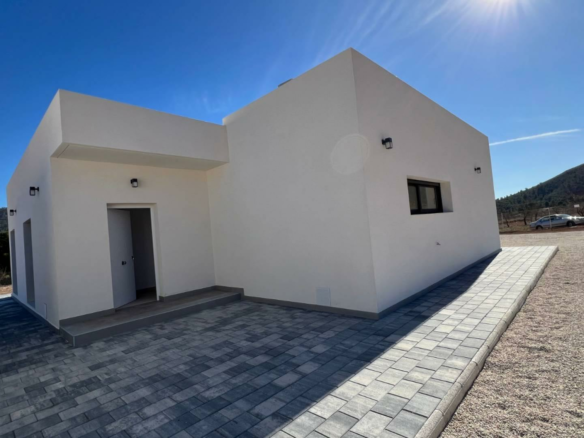 3-bedroom Villa In Hondón De Las Nieves, Spain (153 M²)