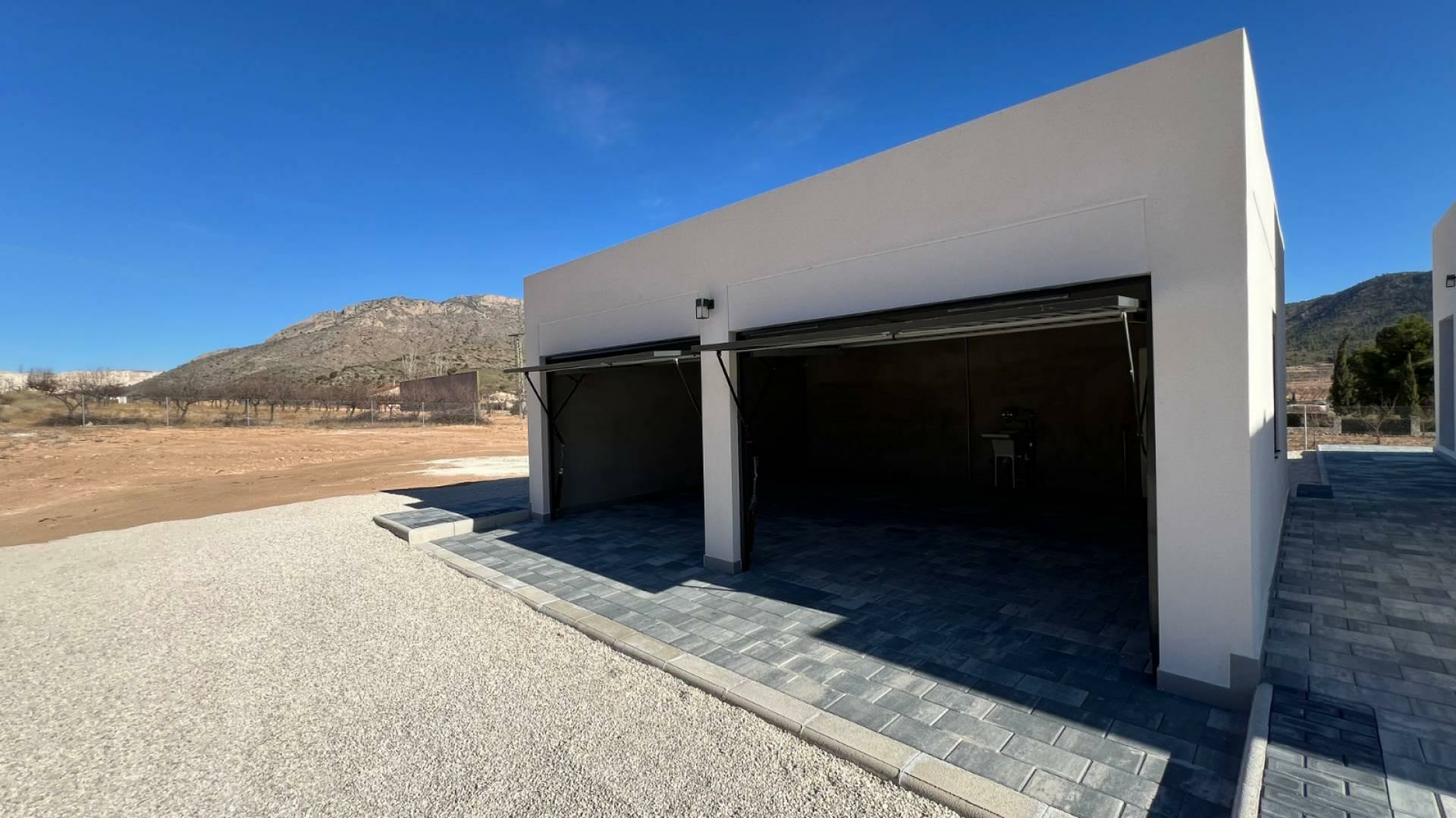 3-bedroom Villa In Hondón De Las Nieves, Spain (168 M²)
