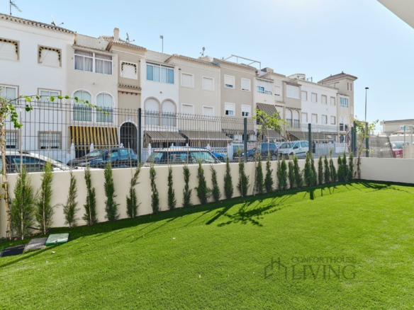 2-bedroom Ground Floor In Torrevieja, Spain (134 M²)