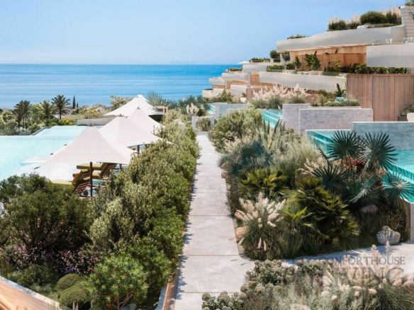 3-bedroom Ground Floor In Marbella, Spain (484 M²)