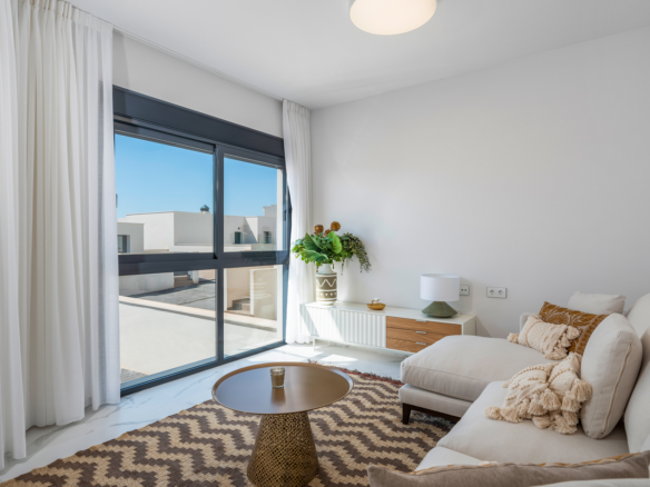 2-bedroom Bungalow In San Miguel De Salinas, Spain (163 M²)