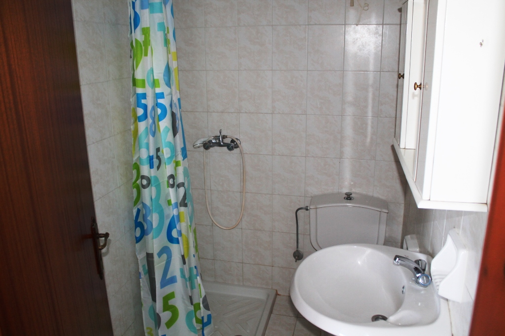 26-bedroom Hotel In Rhodes, Greece (1.300 M²)