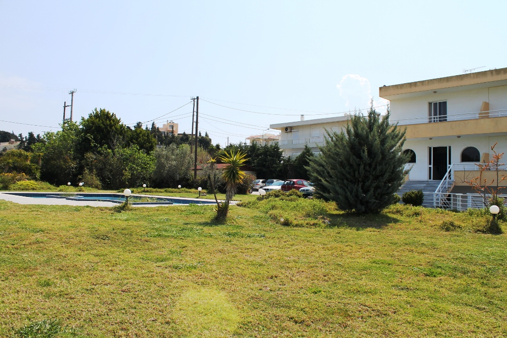 26-bedroom Hotel In Rhodes, Greece (1.300 M²)
