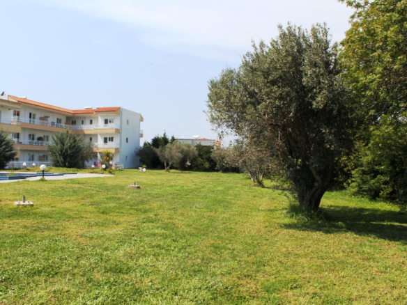 26-bedroom Hotel In Rhodes, Greece (1.300 M²)