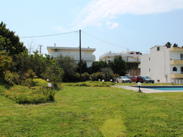 26-bedroom Hotel In Rhodes, Greece (1.300 M²)