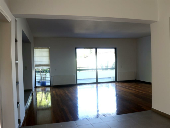 6-bedroom Detached House In Kifissia, Greece (405 M²)