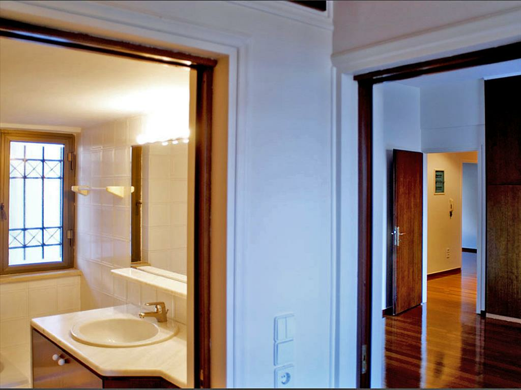 6-bedroom Detached House In Kifissia, Greece (405 M²)