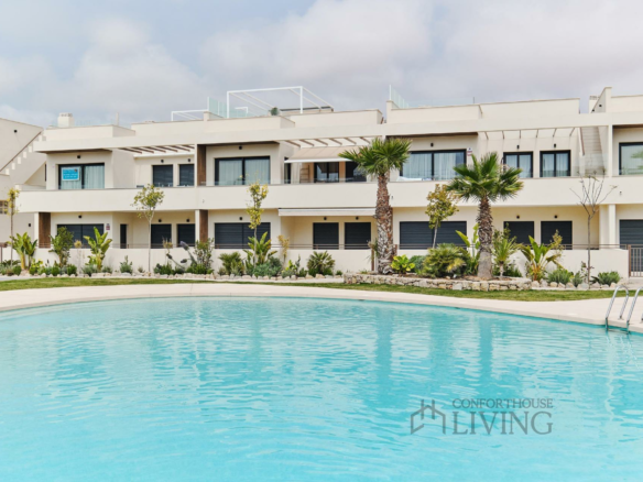 2-bedroom Penthouse In Torrevieja, Spain (176 M²)