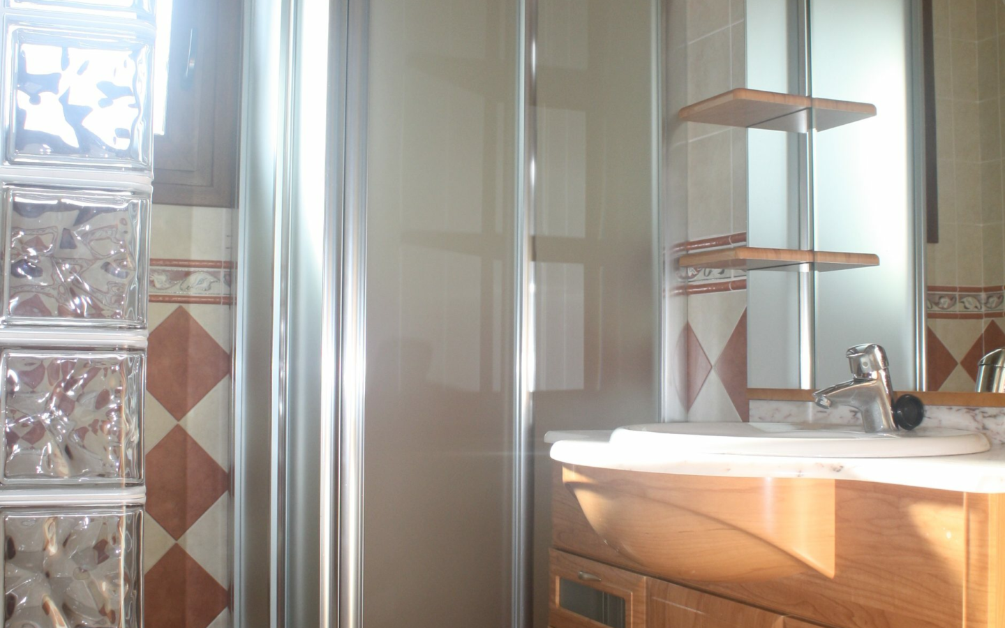 3-bedroom Villa In Torrevieja, Spain (319 M²)