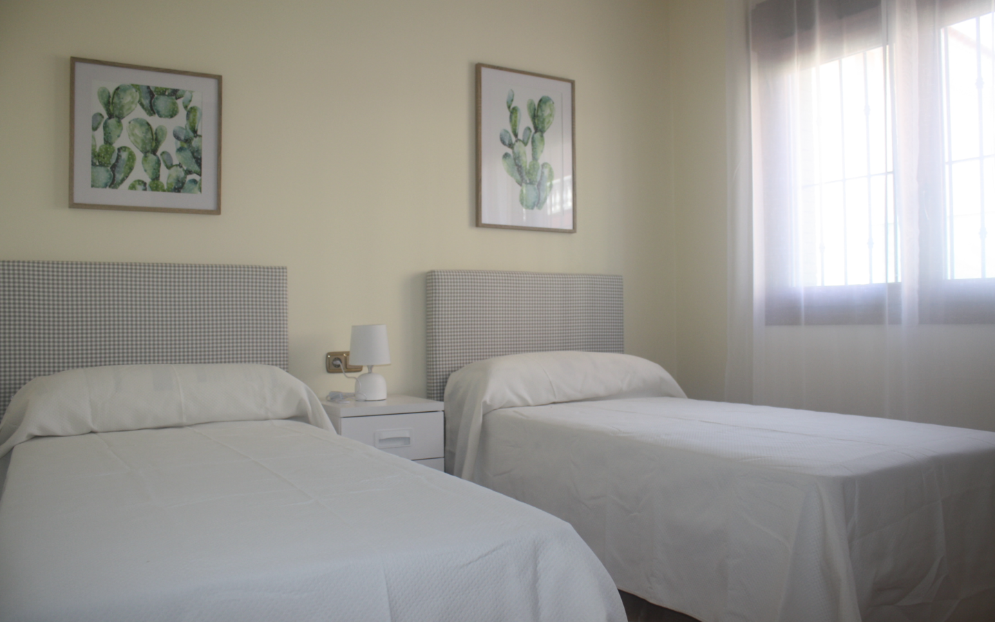 3-bedroom Villa In Torrevieja, Spain (319 M²)