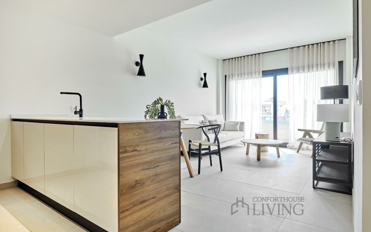 2-bedroom Penthouse In Torrevieja, Spain (191 M²)