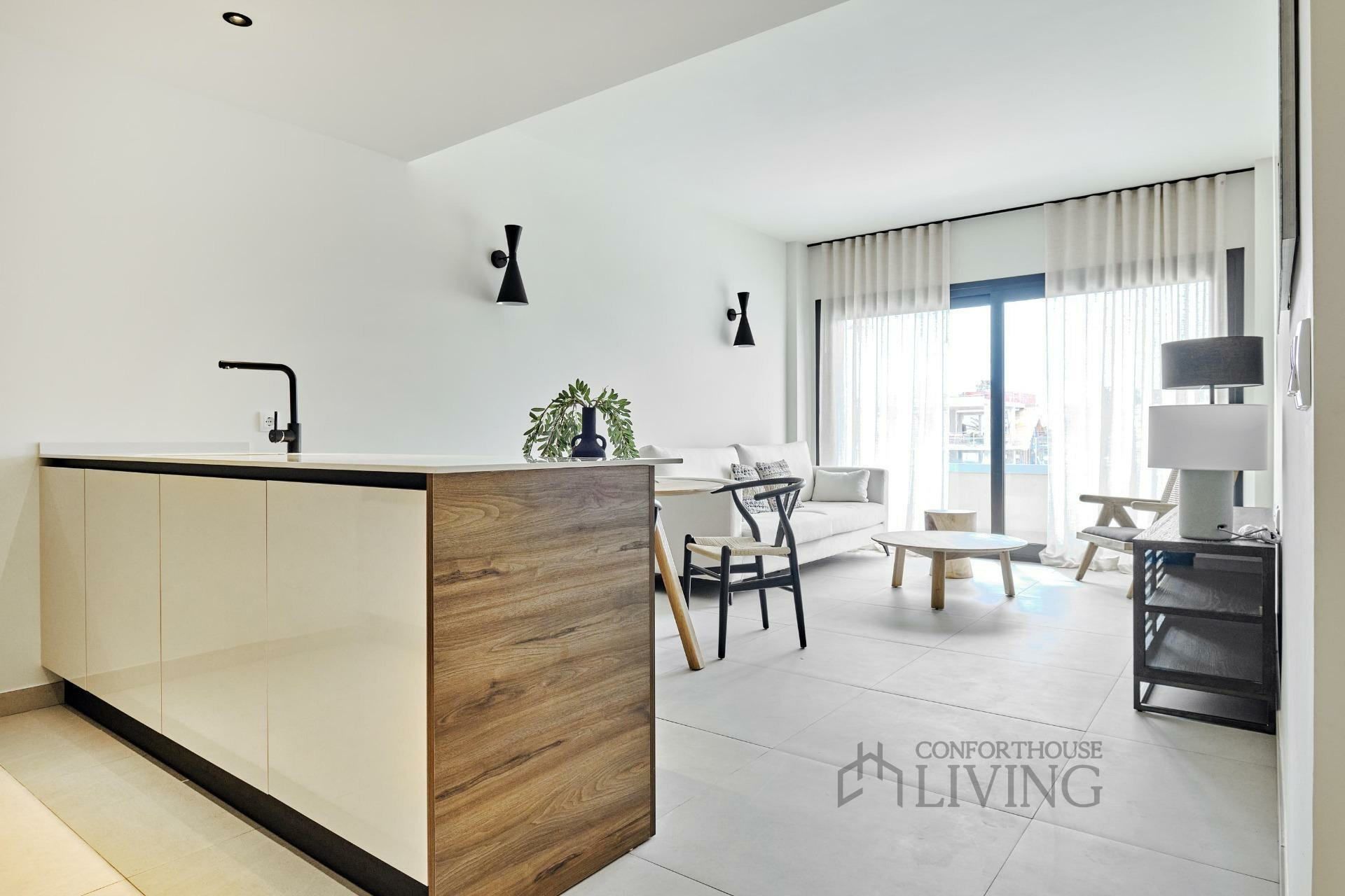 2-bedroom Penthouse In Torrevieja, Spain (191 M²)