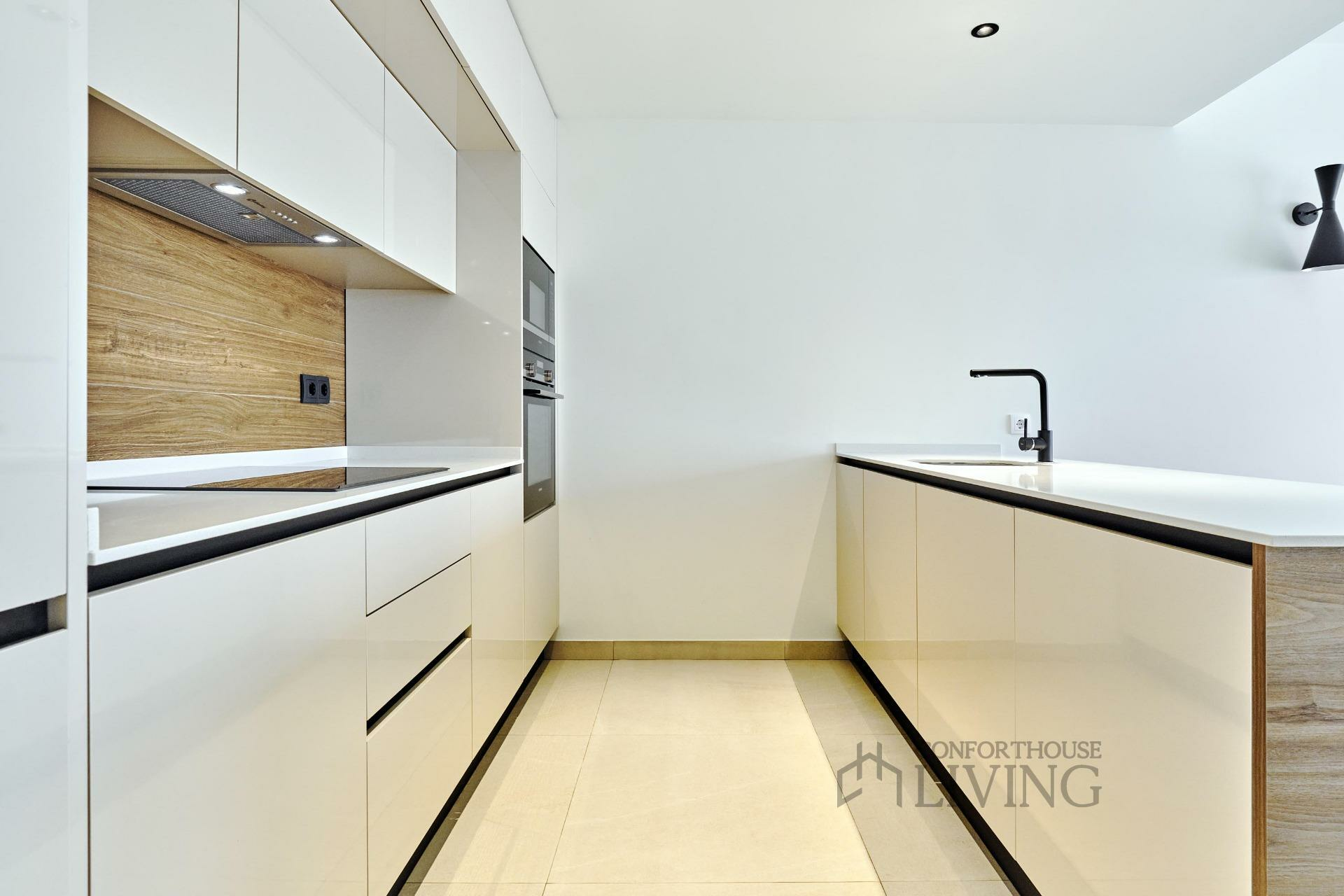 2-bedroom Penthouse In Torrevieja, Spain (191 M²)