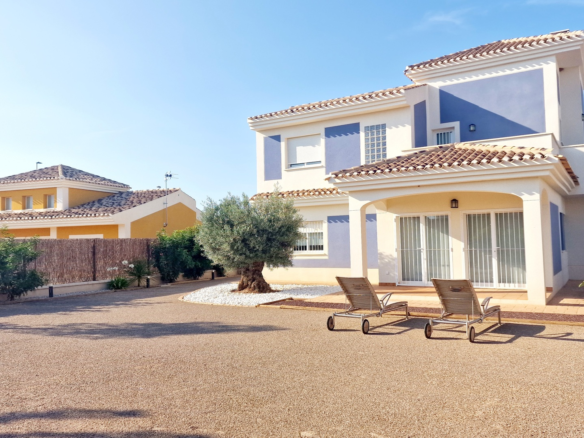 4-bedroom Villa In Lorca, Spain (155 M²)