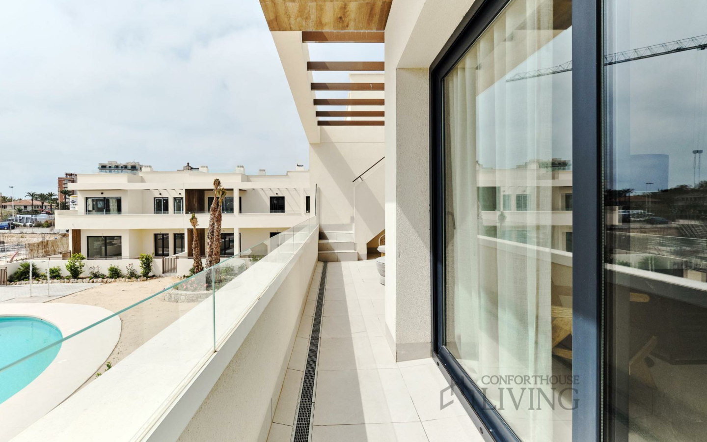 2-bedroom Penthouse In Torrevieja, Spain (191 M²)
