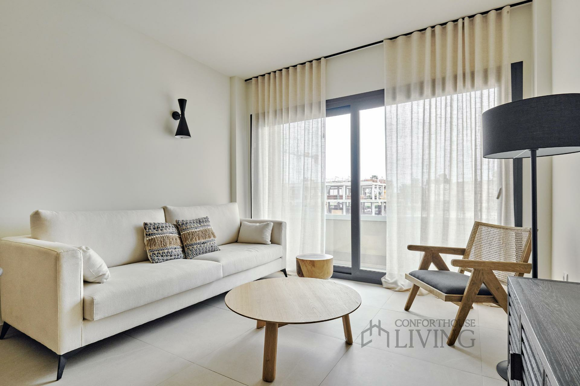 2-bedroom Penthouse In Torrevieja, Spain (191 M²)