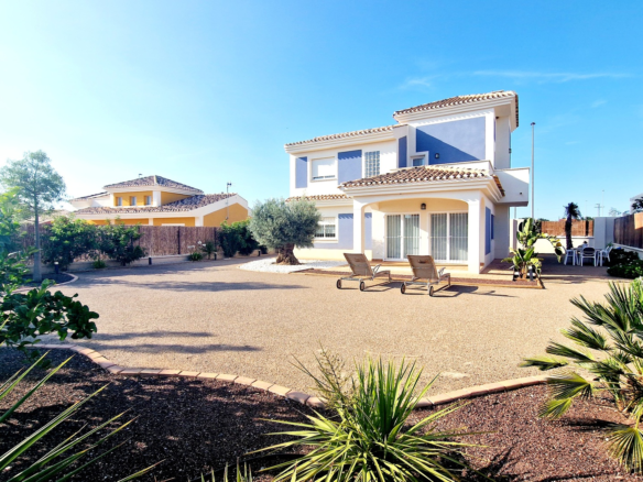 4-bedroom Villa In Lorca, Spain (155 M²)