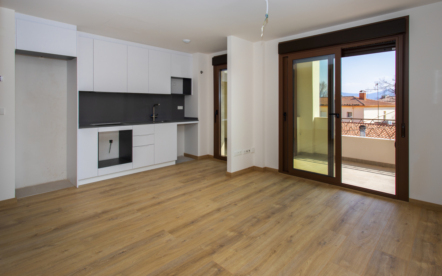 3-bedroom Bungalow In Hondón De Las Nieves, Spain (120 M²)
