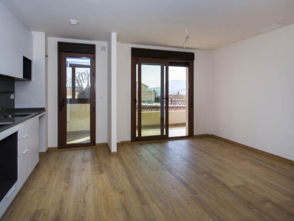 3-bedroom Bungalow In Hondón De Las Nieves, Spain (120 M²)