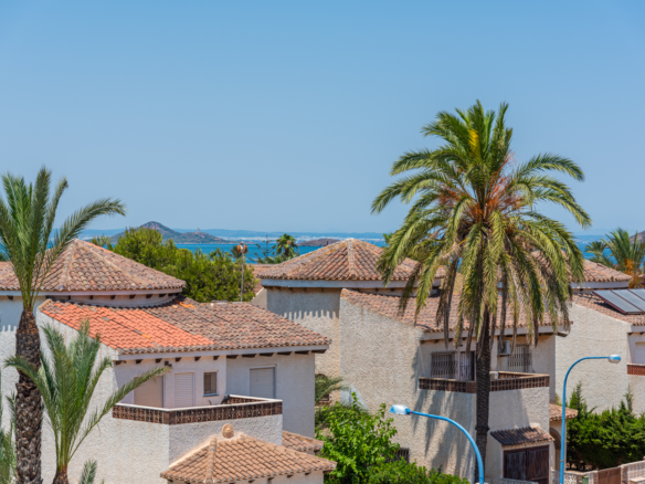 3-bedroom Villa In Villajoyosa, Spain (103 M²)