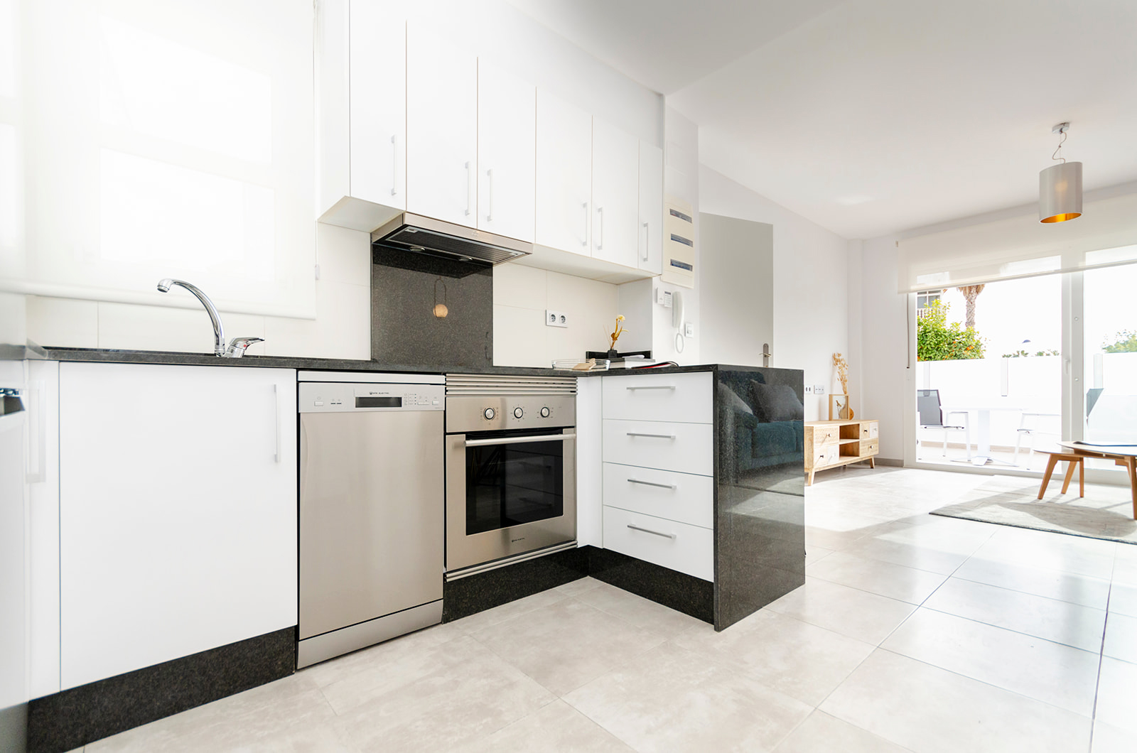 3-bedroom Villa In Torrevieja, Spain (116 M²)