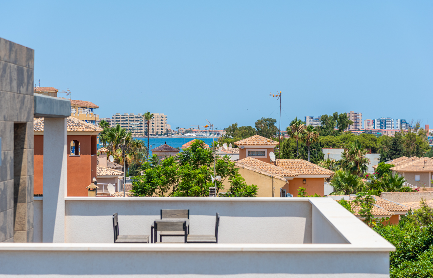3-bedroom Villa In Villajoyosa, Spain (103 M²)