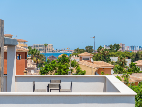 3-bedroom Villa In Villajoyosa, Spain (103 M²)
