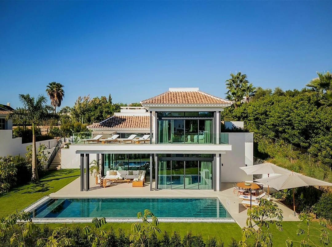 4-bedroom Villa In Marbella, Spain (618 M²)