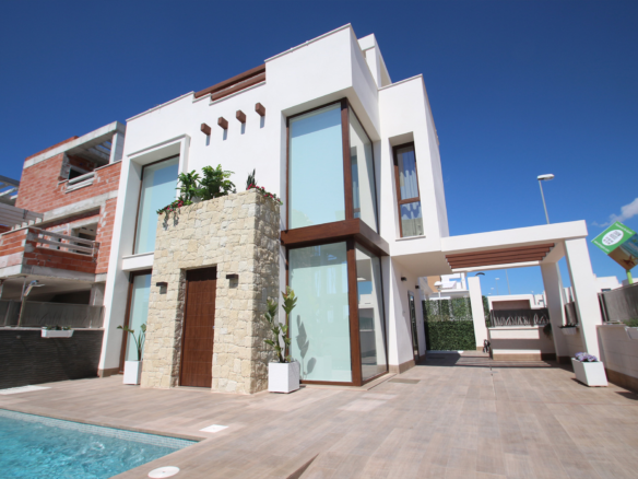 3-bedroom Villa In Villajoyosa, Spain (103 M²)