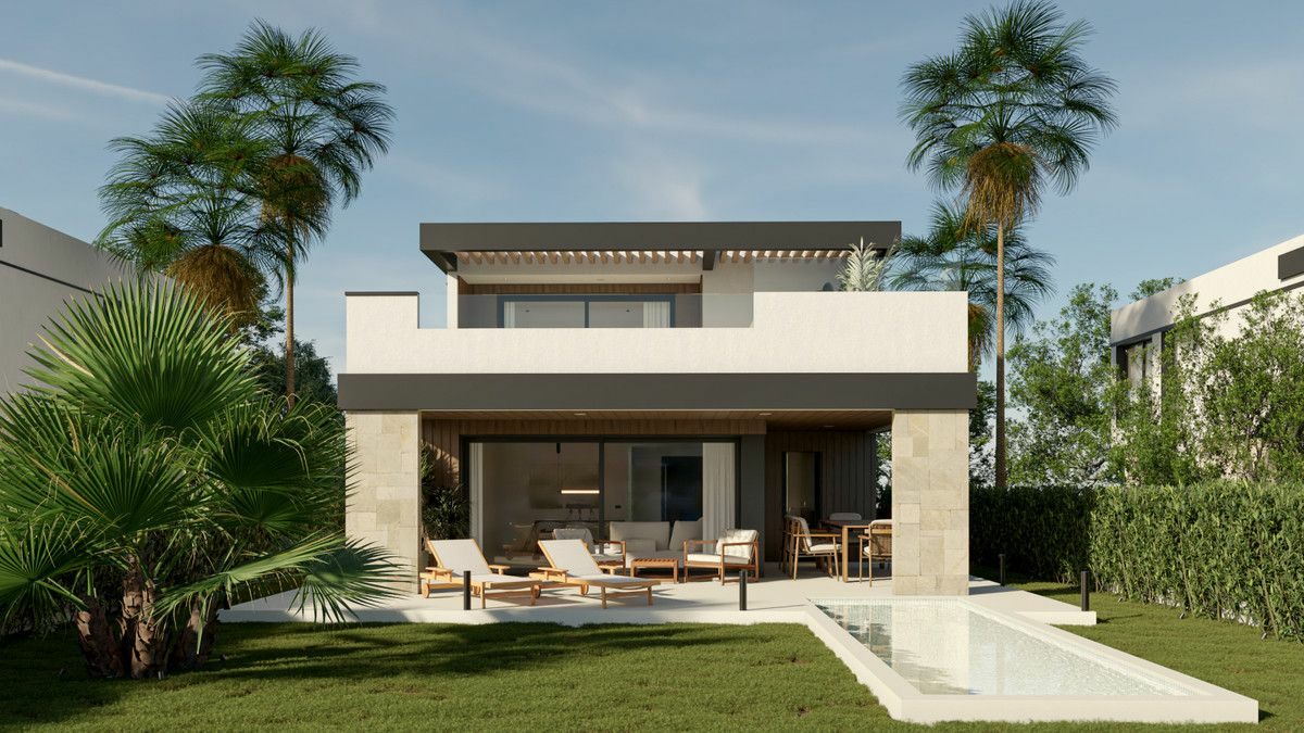 4-bedroom Villa In Estepona, Spain (372 M²)