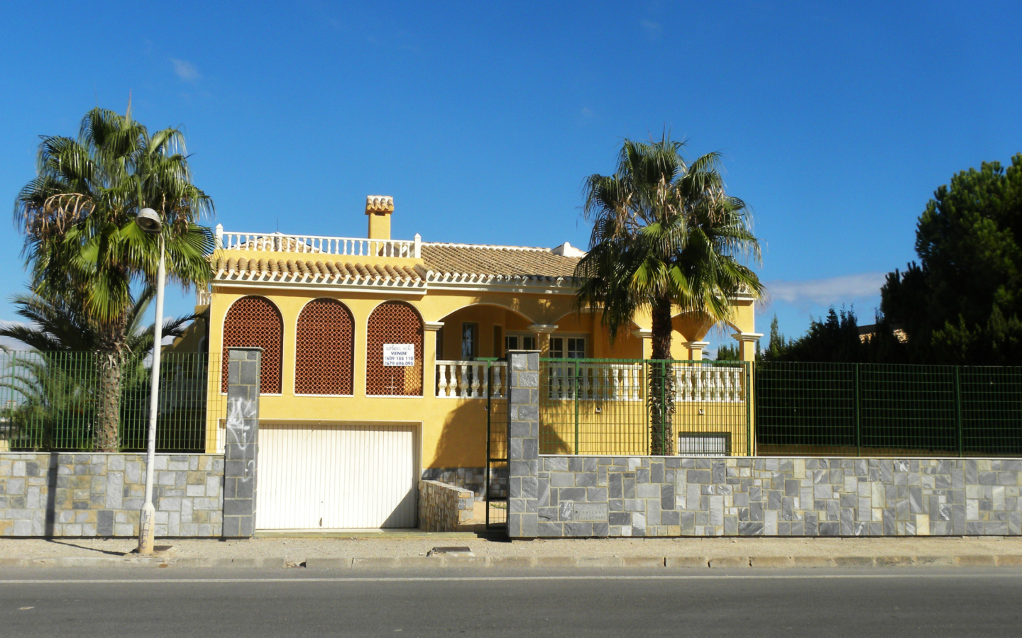 3-bedroom Villa In La Manga, Spain (465 M²)