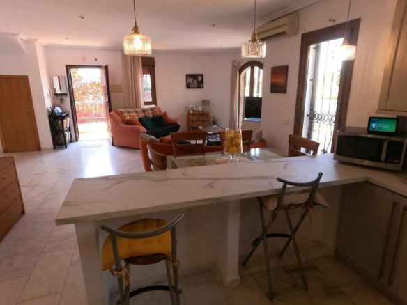 3-bedroom Villa In Algorfa, Spain (167 M²)