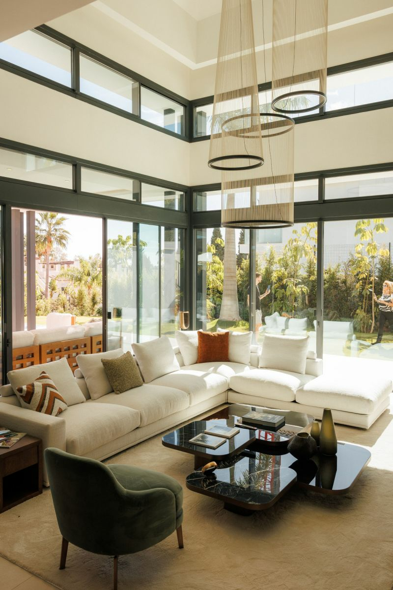2-7-352c40 4-bedroom Villa In Marbella, Spain (618 M²)