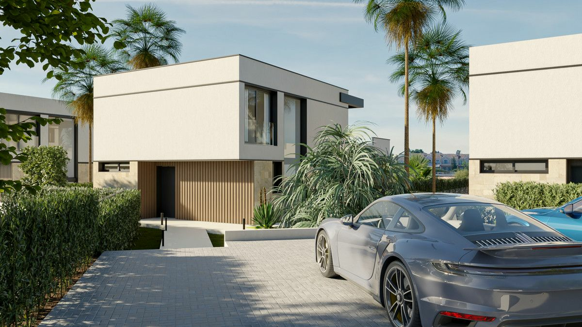 4-bedroom Villa In Estepona, Spain (348 M²)