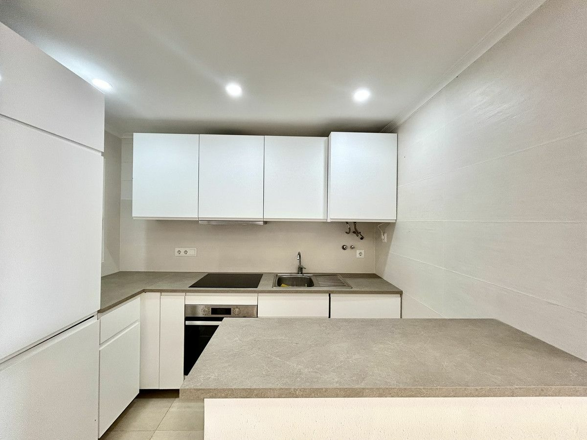 2-bedroom Apartment In Orihuela Costa, Spain (60 M²)