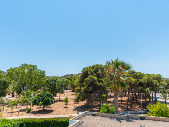 3-bedroom Villa In Villajoyosa, Spain (103 M²)