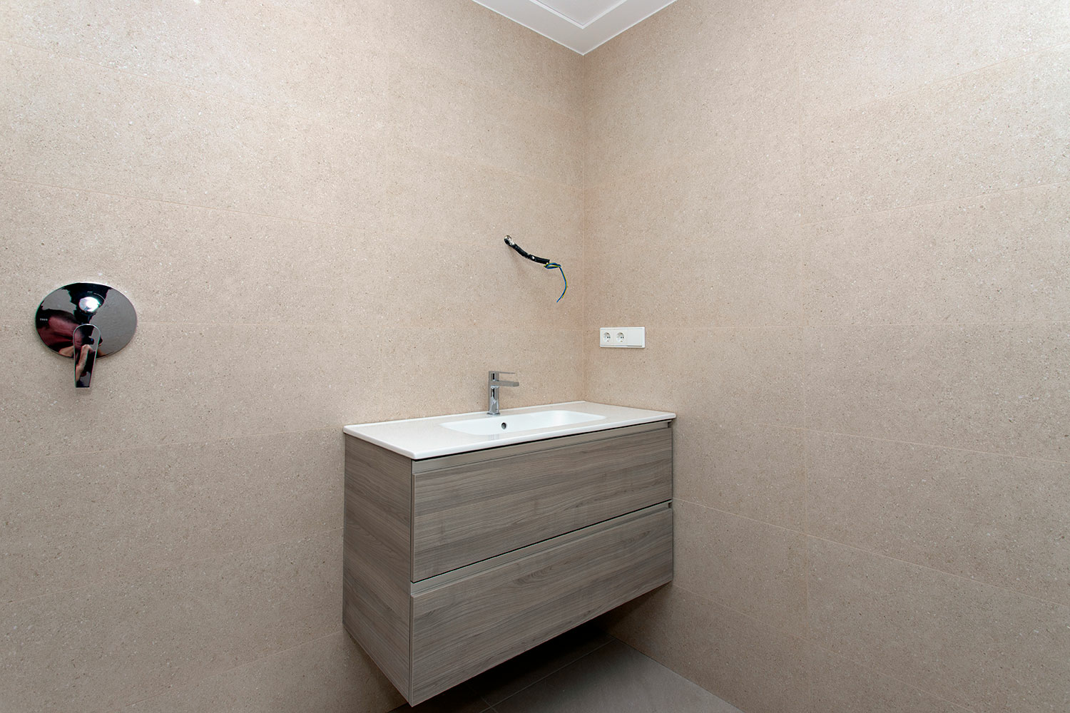3-bedroom Bungalow In Hondón De Las Nieves, Spain (120 M²)
