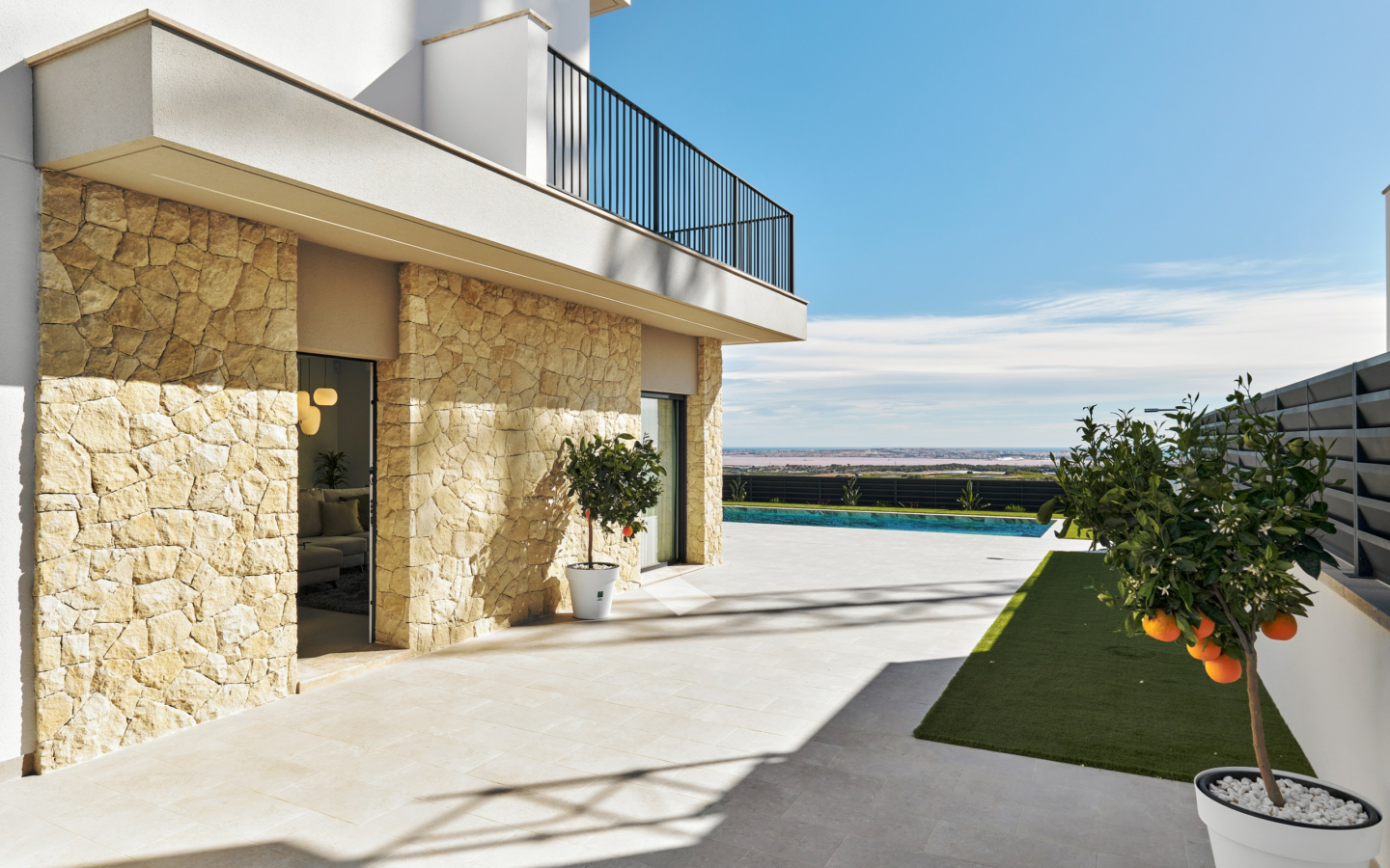 3-bedroom Villa In San Miguel De Salinas, Spain (237 M²)