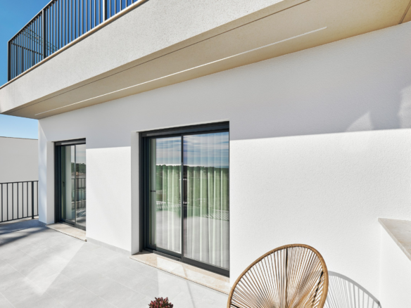 3-bedroom Villa In San Miguel De Salinas, Spain (237 M²)