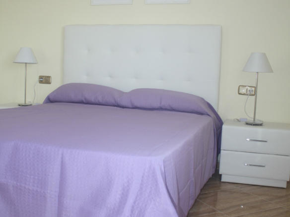 3-bedroom Villa In Torrevieja, Spain (319 M²)