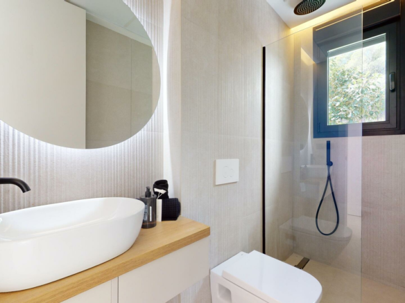 3-bedroom Villa In Polop, Spain (293 M²)