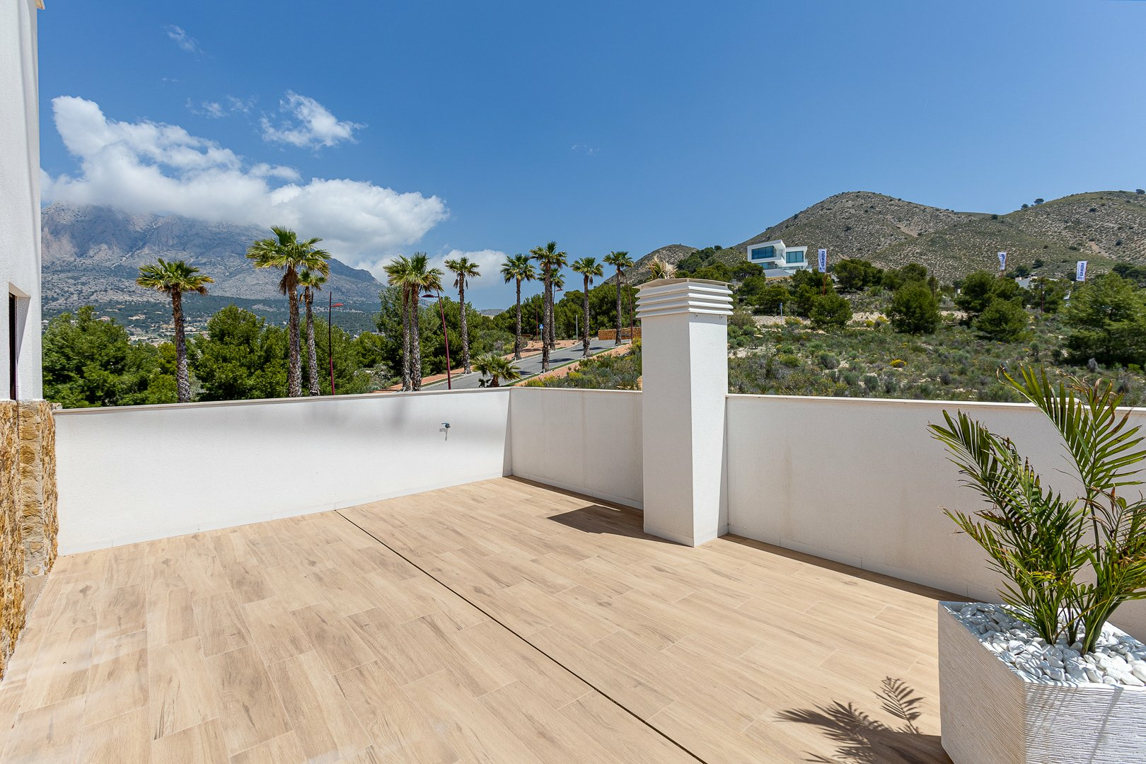 25-3f4bed 4-bedroom Villa In Finestrat, Spain (168 M²)
