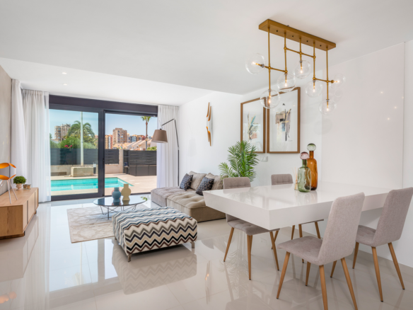 3-bedroom Villa In Villajoyosa, Spain (103 M²)