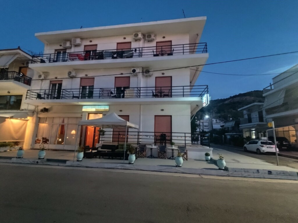 Commercial Property In Oreoi, Greece (551 M²)