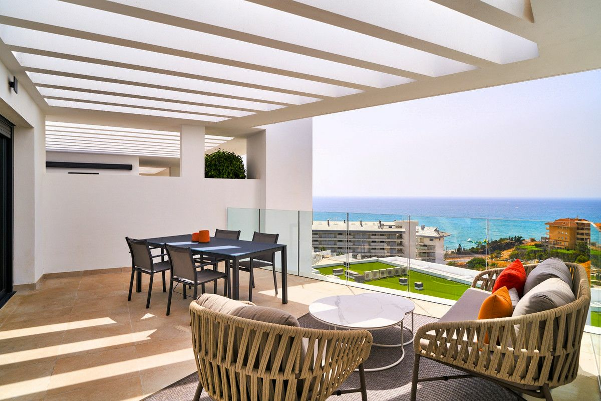 2-bedroom Apartment In Fuengirola, Spain (101 M²)