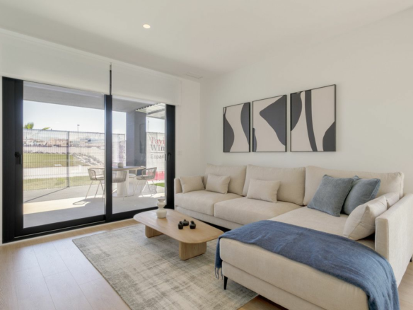 3-bedroom Apartment In Torrevieja, Spain (85 M²)