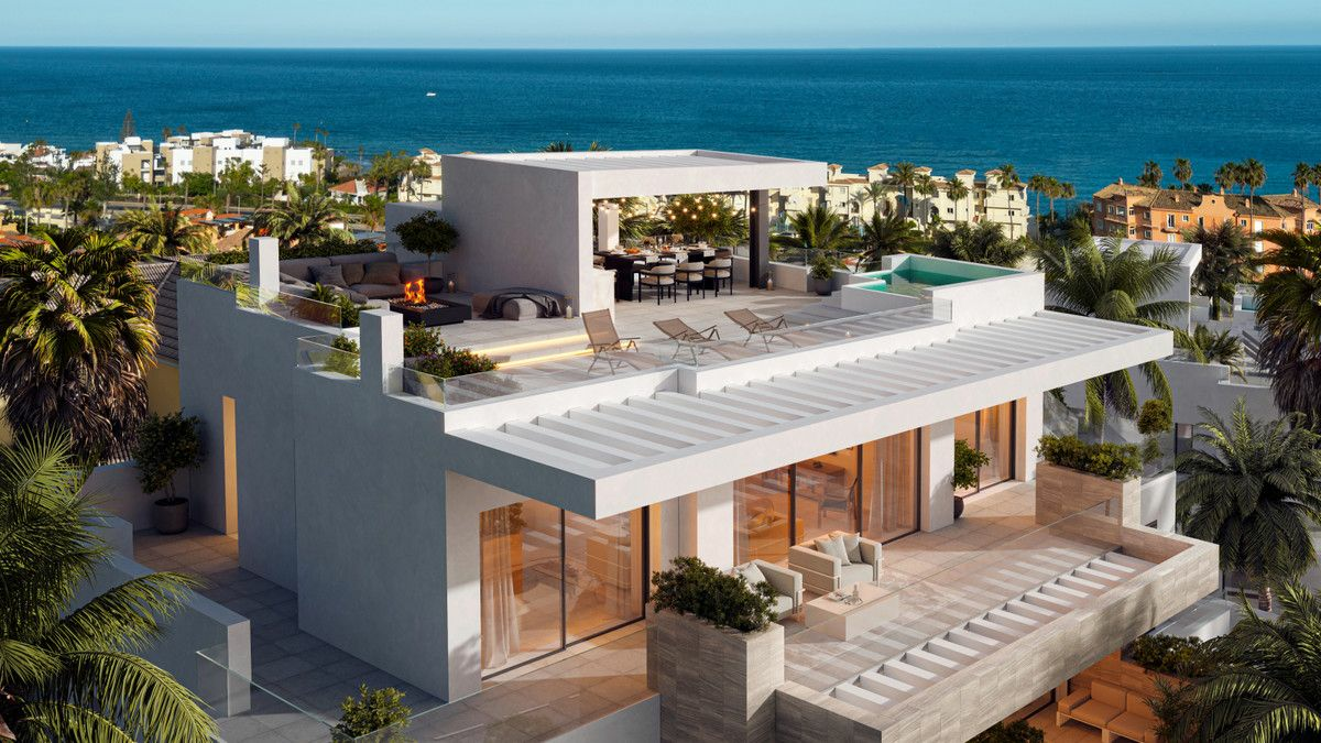 2-bedroom Apartment In Estepona, Spain (92 M²)