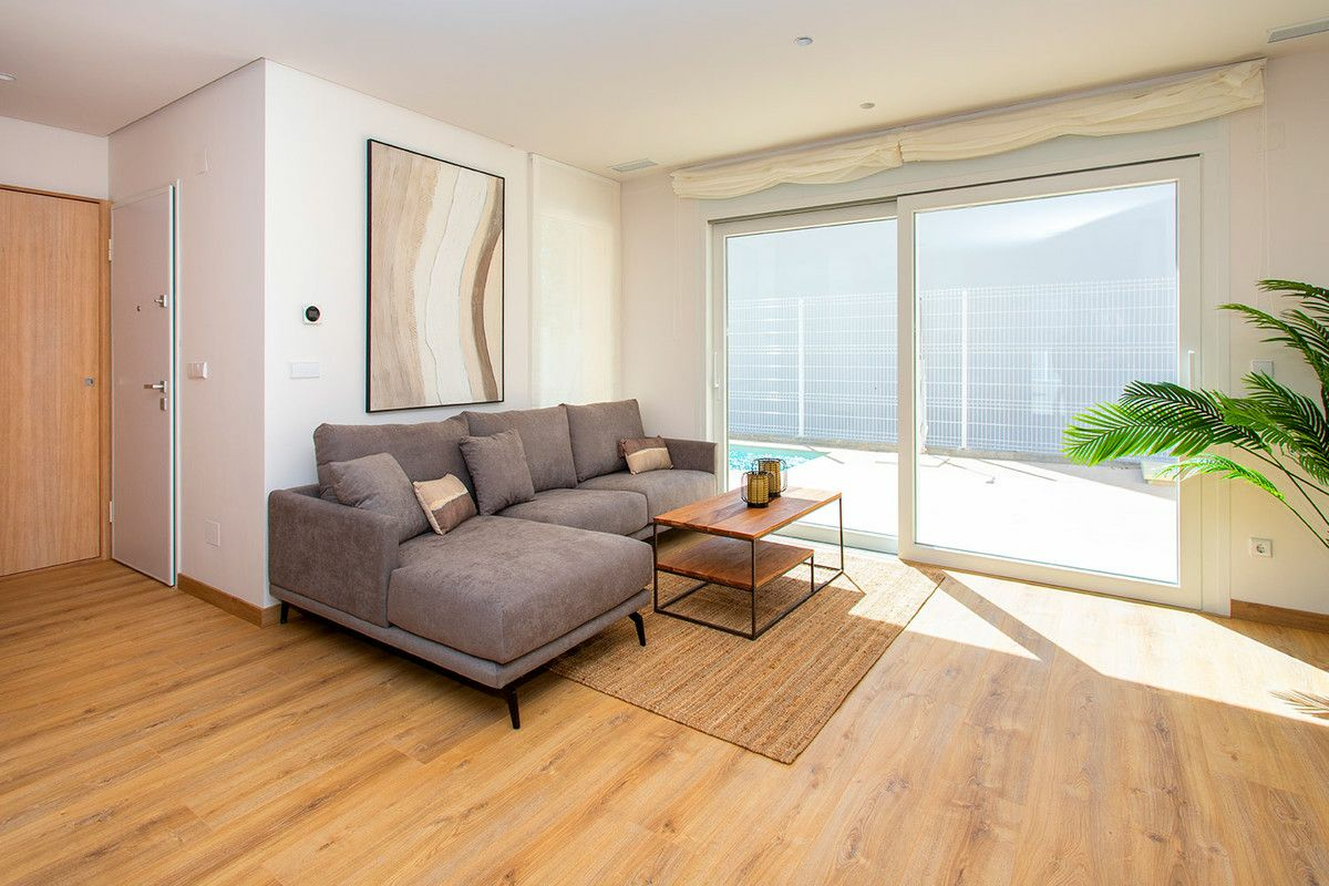 3-bedroom Villa In Hondon De Las Nieves, Spain (229 M²)